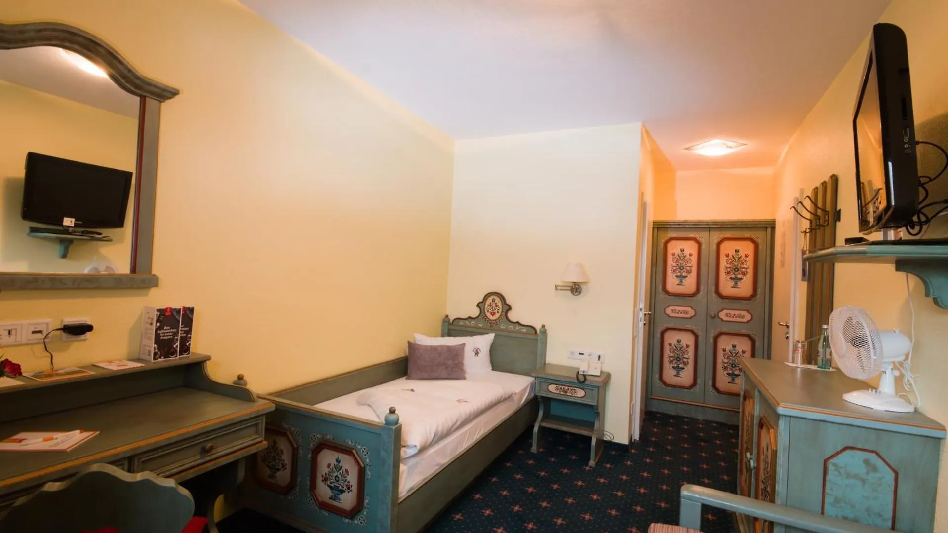 Berggasthof Hotel Igelwirt Schnaittach 3*,  Niemcy